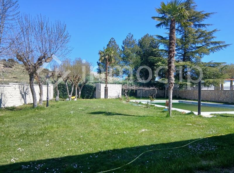 Foto d7901afd-468b-42d0-bb31-701949af7af8. Casa amb calefacció piscina a Villamayor