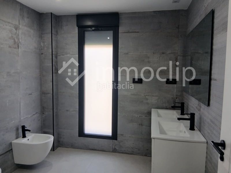 Foto d9628ce1-a2e4-424b-9a73-1c318ff5831d. Casa amb calefacció piscina a Villamayor