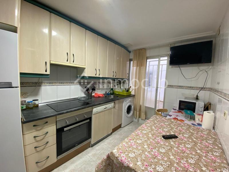 Foto 0a77d00f-7830-42ea-b6b4-cb865d110b08. Rent flat with heating in Universidad - Tenerías Salamanca