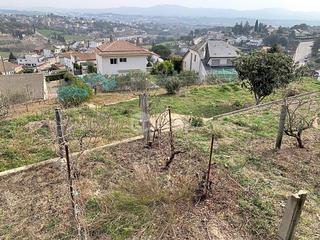Terreno residencial  Carrer santa laura