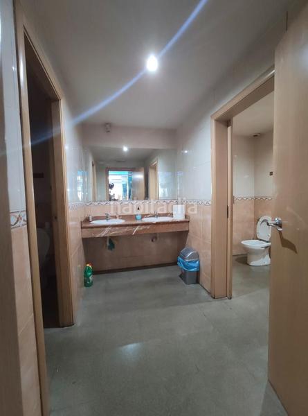 Foto 77e5c4b0-80e0-4ffb-bf6f-8fec1a8c6f1e. Trapasso locale commerciale in Canovelles