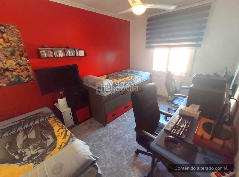 Foto a277c734-d837-4cc9-bfdb-5a5be42d3900. Piso  con patio exterior para entrar a vivir con trastero. finca solo dos vecinos en Canovelles