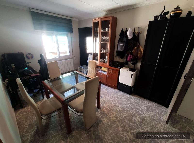 Foto d3ab73c5-7715-4c7b-bb6f-80c6da082d2d. Piso  con patio exterior para entrar a vivir con trastero. finca solo dos vecinos en Canovelles