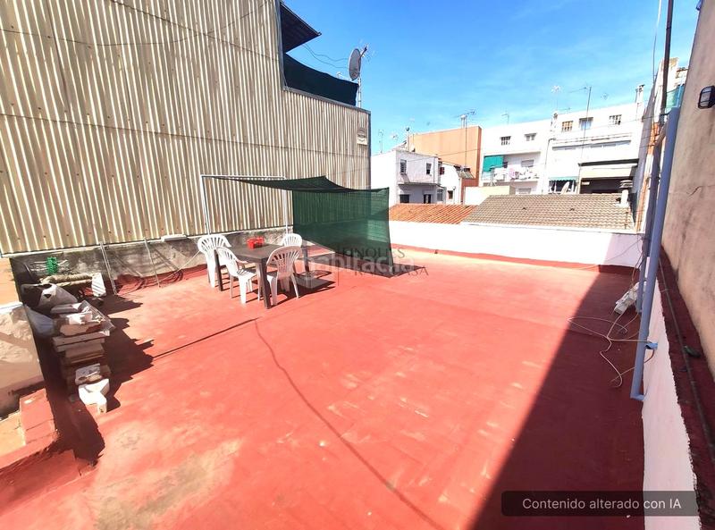 Foto dcb23020-eff3-48c8-8649-504227f6dfd6. Piso  con patio exterior para entrar a vivir con trastero. finca solo dos vecinos en Canovelles