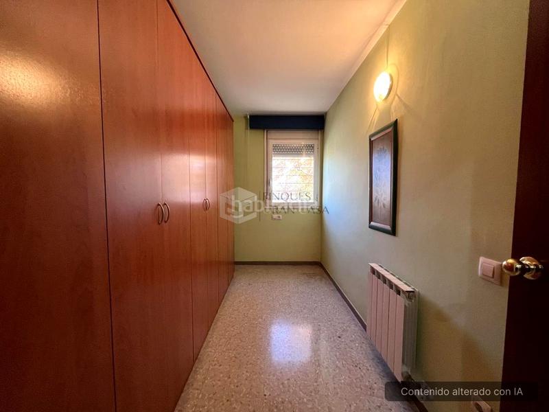 Foto c3f8e687-3bcd-46c7-aad4-8722d491c1af. Planta baixa amb calefacció aparcament a Canovelles