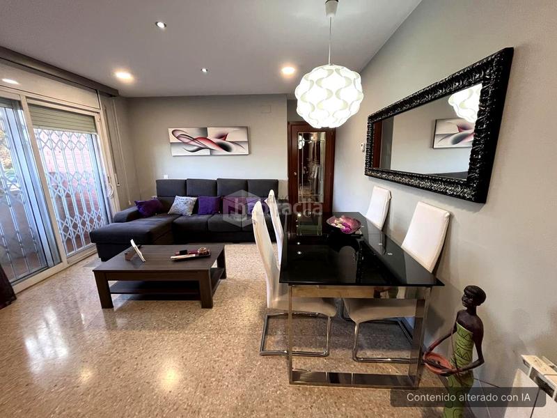 Foto a3d8a3f6-5f07-41a5-9b58-0e8bde7adee2. Piano terra in Canovelles