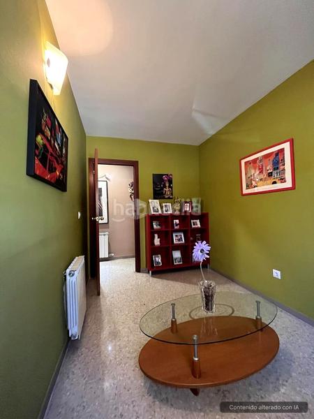 Foto c7e226bb-91f0-4021-91d3-8e919f707247. Piano terra in Canovelles