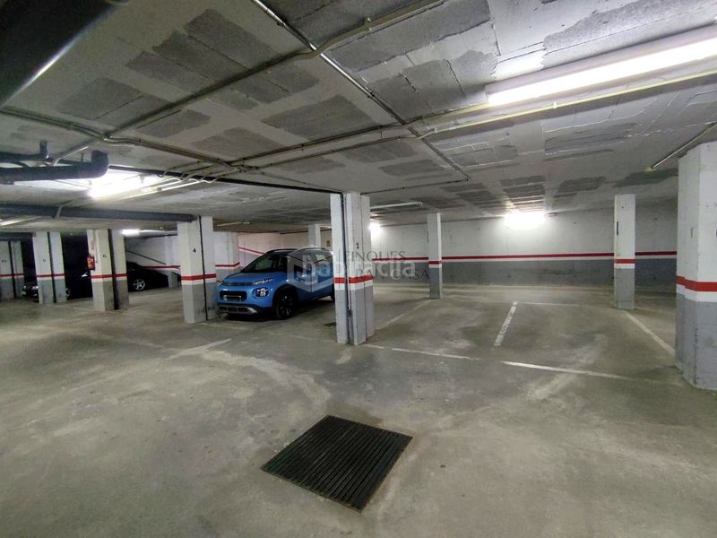 Foto 2a60ca6a-e800-4a6f-b086-aa9f8adbebfd. Aparcament cotxe a Canovelles