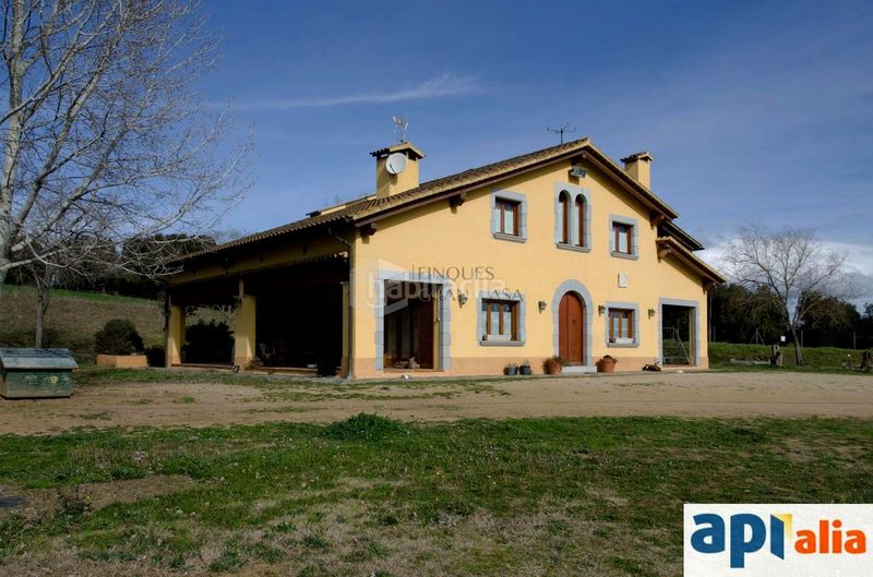 Foto 71aabf26-7a3c-4960-aeb0-2374dd34216f. Masia amb aparcament a Sant Antoni de Vilamajor