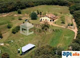 Bauernhof in Sant Antoni de Vilamajor. Espectacular masía con 3 hectáreas en llinars del vallès