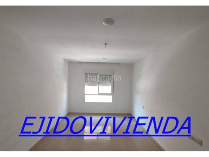 Foto 1b4a4122-f0ed-42f4-ad07-e041c2cccfae. Flat with parking in Pabellón - Estación - El Corte Inglés Ejido (El)