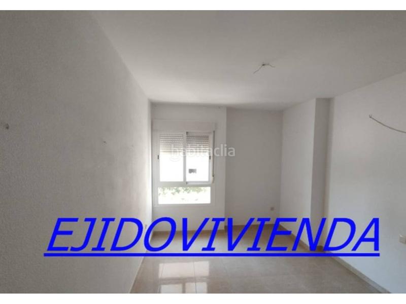 Foto 2c88c02a-6642-42c2-b99a-bbf613c34edd. Flat with parking in Pabellón - Estación - El Corte Inglés Ejido (El)