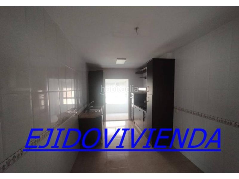 Foto a1392127-ebc1-457f-8d31-e190cbb4d5ce. Flat with parking in Pabellón - Estación - El Corte Inglés Ejido (El)