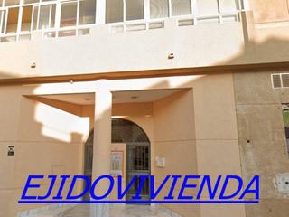 Appartement à Roquetas pueblo. Piso en venta en centro ocupado