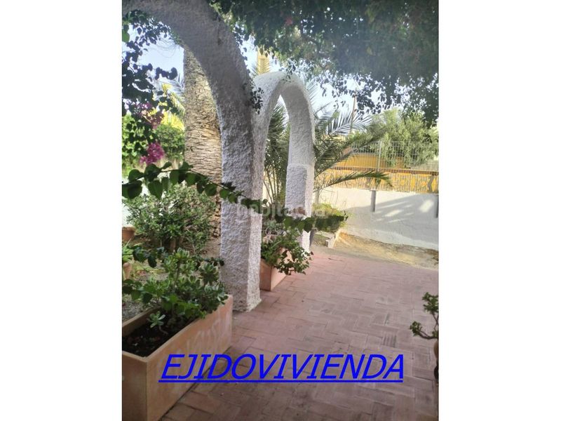 Foto 9a846708-00d5-4858-846a-988ace300004. Xalet amb aparcament a Santo Domingo Ejido (El)