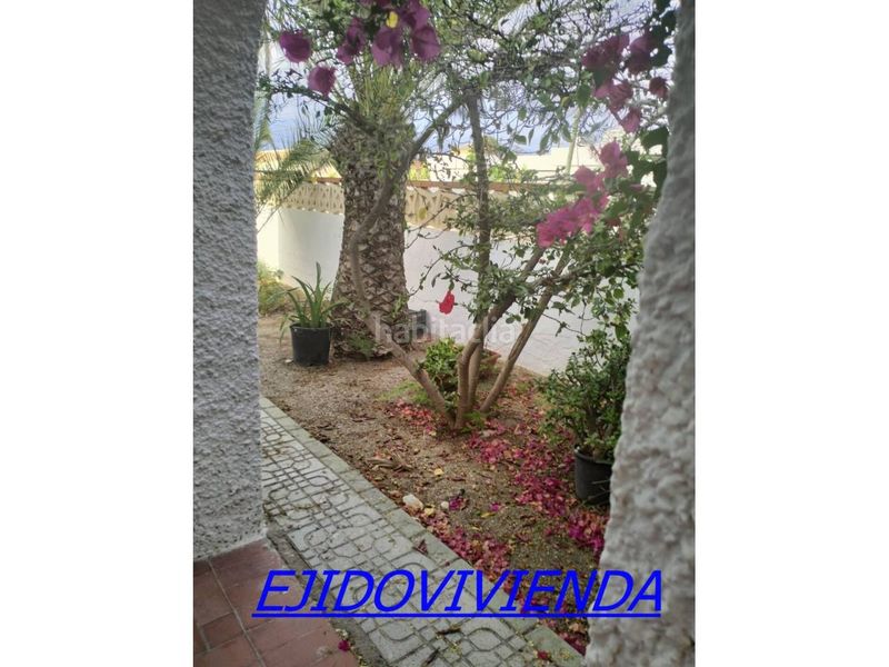 Foto e94699f7-fed2-495a-9a7c-8e4d93e918b5. Xalet amb aparcament a Santo Domingo Ejido (El)