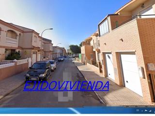 Dúplex a Plaza de la Luz. Duplex en venta en barrio norte04700