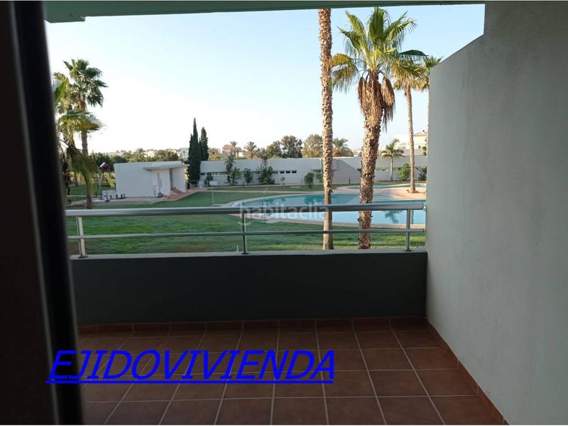 Foto 06de51ea-b6c1-493d-b281-902188a41b98. Location appartement avec parking piscine dans Almerimar Ejido (El)