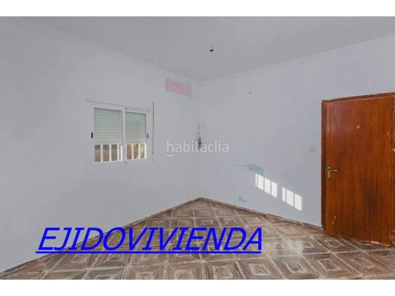 Foto 2d8c4195-44fd-4ae0-88f0-8592fec75119. Casa  en venta ! en Balanegra