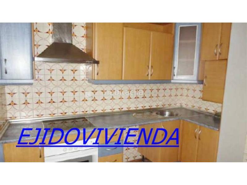 Foto 83bc7425-e7d5-42b3-a47a-23417a3353ae. Casa  en venta ! en Balanegra