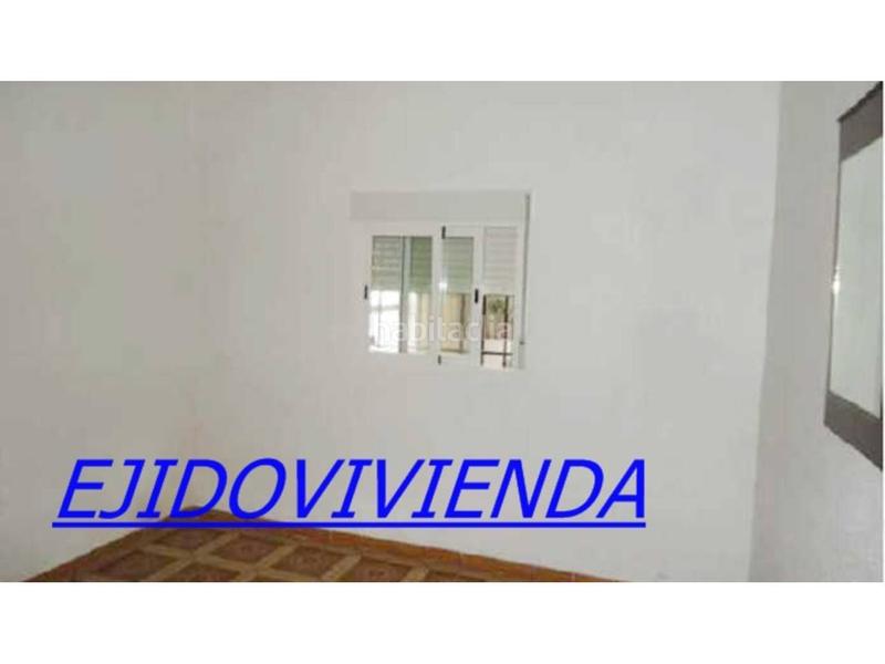 Foto ed929cf5-aebe-4365-aa97-f55416fe79ff. Casa  en venta ! en Balanegra