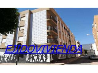 Appartement à Plaza de la Luz. Piso ocupado