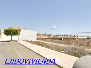 Terreno residenziale in Guardias Viejas. Venta de solar urbano  en el ejido
