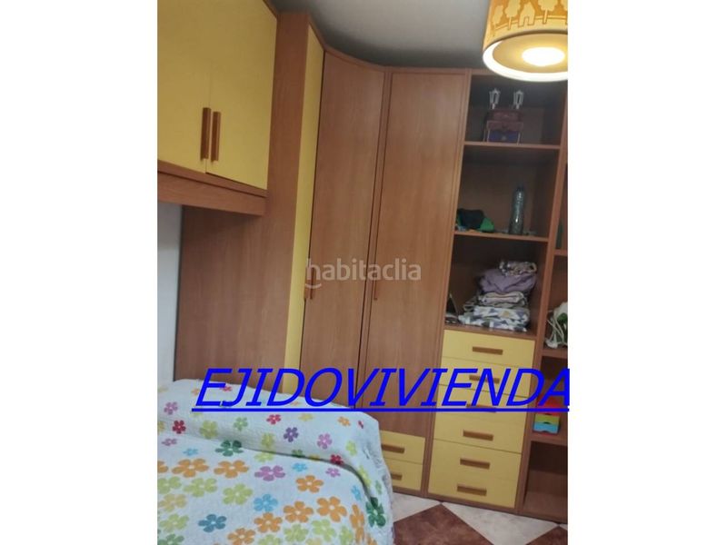 Foto 714c7991-1a16-4b9f-b566-c0d90981fbb8. Casa adossada amb aparcament a Plaza de la Luz Ejido (El)