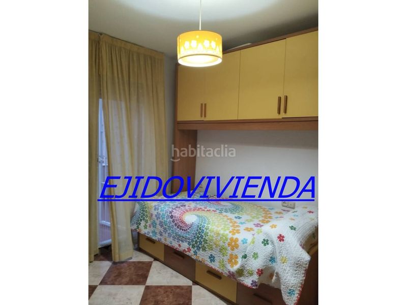 Foto 86cc6c9f-43dd-4e1e-9e00-9a66a745ed02. Casa adossada amb aparcament a Plaza de la Luz Ejido (El)