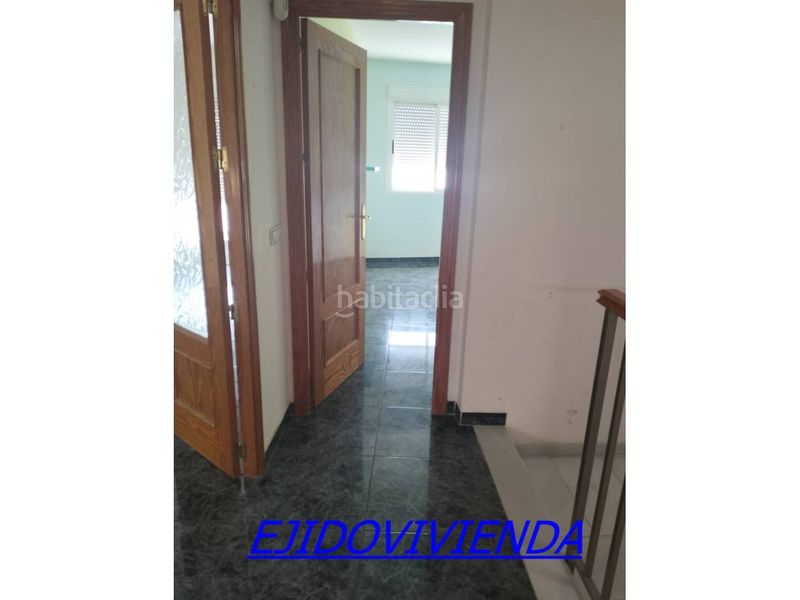 Foto 41cdc219-d74c-4529-a0f1-569e0d8640e5. Casa amb aparcament a Berja