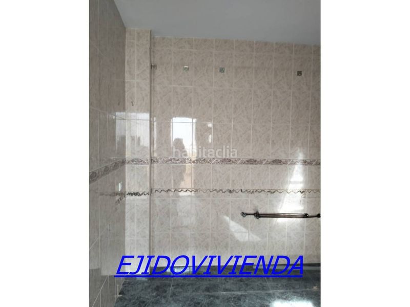 Foto e160a29e-ca14-4c15-855e-c4676ed68ef9. Casa amb aparcament a Berja