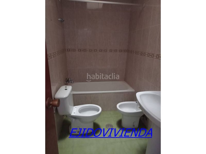 Foto 1612b7a7-a83a-4b7b-996f-9547efe83b69. Casa amb aparcament a Ejido Sur Ejido (El)
