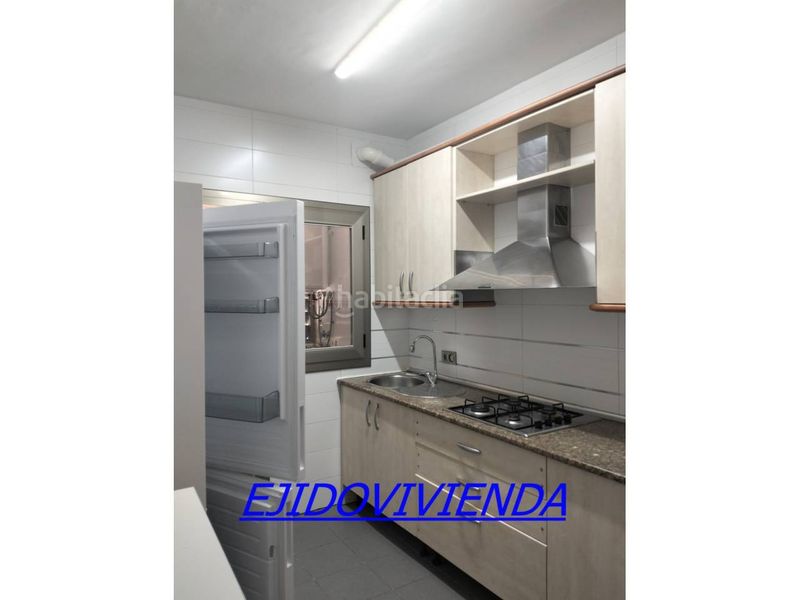 Foto 7a169008-78e0-48a7-90d4-d185108e038a. Pis amb aparcament a Pabellón - Estación - El Corte Inglés Ejido (El)