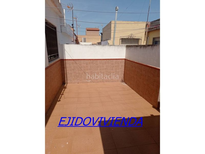 Foto 432f4bca-5532-4f6a-920e-9c057df591b3. Casa amb aparcament a Ejido Sur Ejido (El)