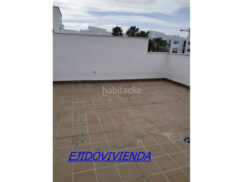 Foto dfbeafc1-b36f-4b28-b5d4-c44d06340c6a. Casa amb aparcament piscina a Almerimar Ejido (El)