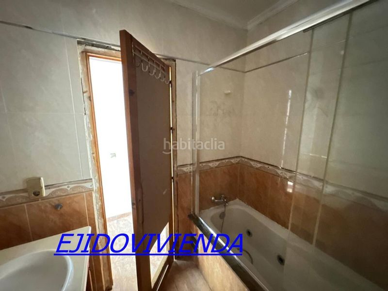 Foto 305389e0-55a6-4ef6-9f4e-7f3a80cc008e. Casa amb aparcament a Matagorda Ejido (El)