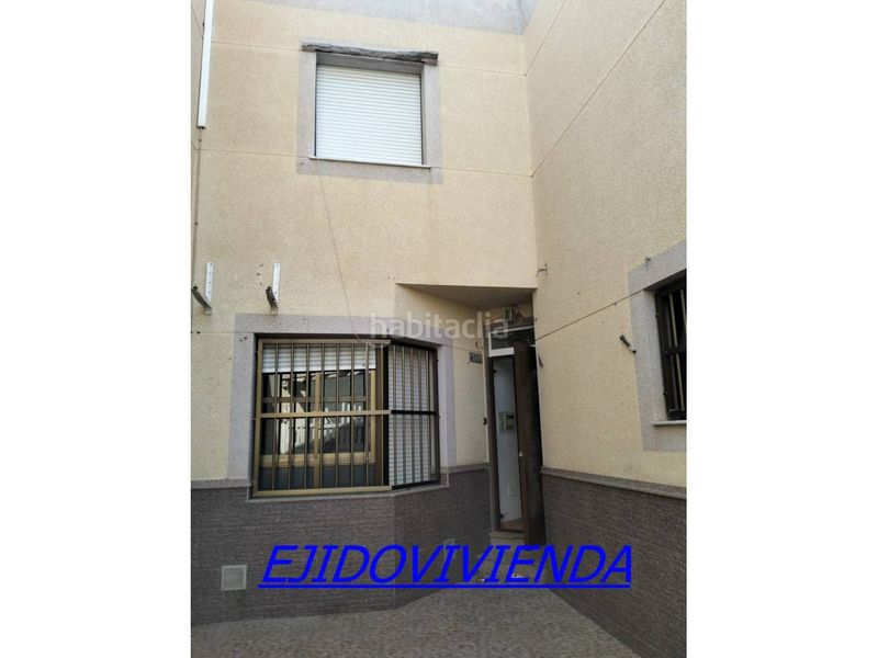 Foto 3f437678-3da5-4c05-a91a-6b1536f1eb78. Casa amb aparcament a Matagorda Ejido (El)