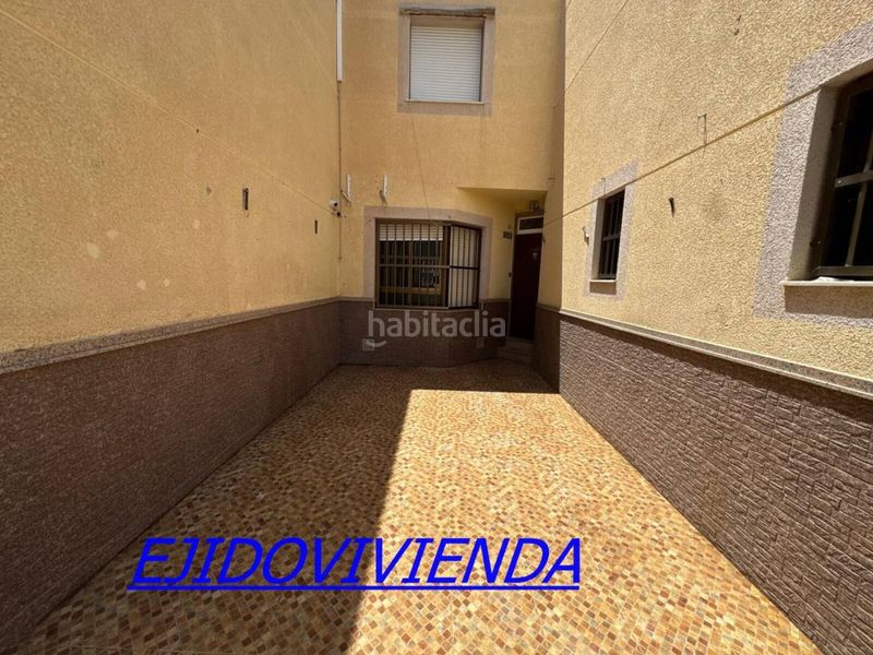 Foto 82abd7c0-56a5-494c-b2da-36d9fa601bb2. Casa amb aparcament a Matagorda Ejido (El)