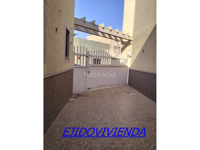Foto e8ff9ed1-804f-4d12-a965-92a06ecb5197. Casa amb aparcament a Matagorda Ejido (El)