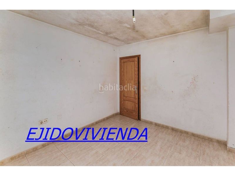 Foto e4ed6993-741b-4620-a383-0bfd2c061c23. Pis amb aparcament a Ejido centro Ejido (El)