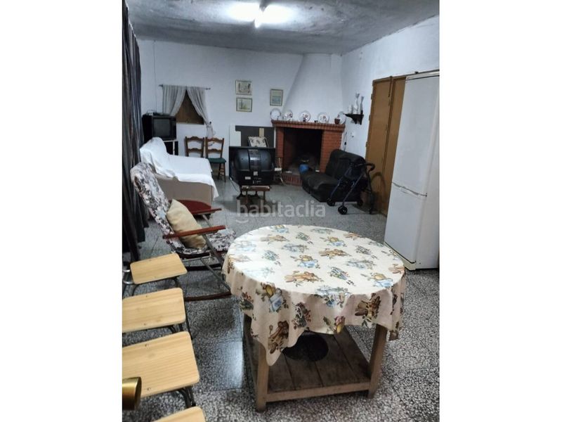 Foto 009f3d0c-d960-4248-8305-204509eee162. Casa amb aparcament a Ugíjar