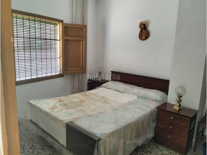 Foto e6df360a-77d9-4b58-9f4f-9ec00b334df4. Casa amb aparcament a Ugíjar