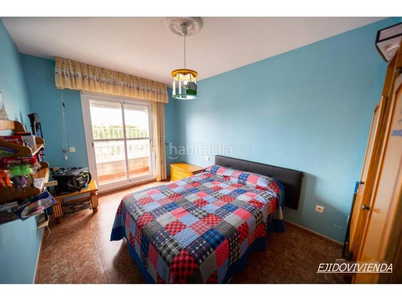 Foto 0fb44da4-f5e2-4304-bd93-447ff8d4cc9f. Casa amb aparcament a Plaza de la Luz Ejido (El)