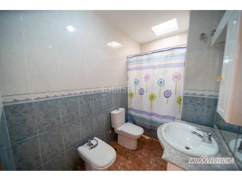 Foto d4831878-aca6-4ac1-bd1d-911696960de7. Casa amb aparcament a Plaza de la Luz Ejido (El)