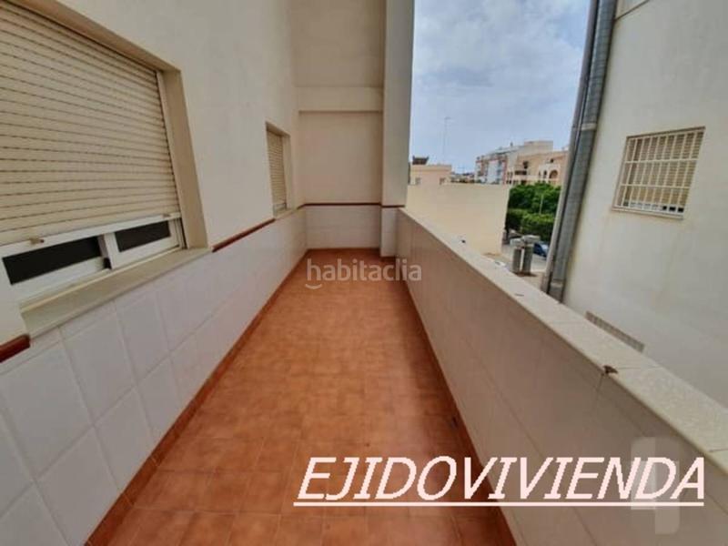 Foto 5df722e3-2fcf-43e8-89d6-e5e1d9e4fadb. Piso  en venta en barrio sur en Pabellón - Estación - El Corte Inglés Ejido (El)