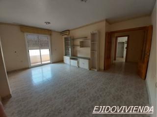 Pis a Pabellón - Estación - El Corte Inglés. Piso en venta en barrio pabellónestación