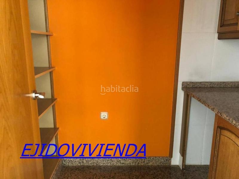 Foto 8c9a4bf1-3ec3-4bd5-85bc-f2776a76ce61. Büro in Ejido centro Ejido (El)