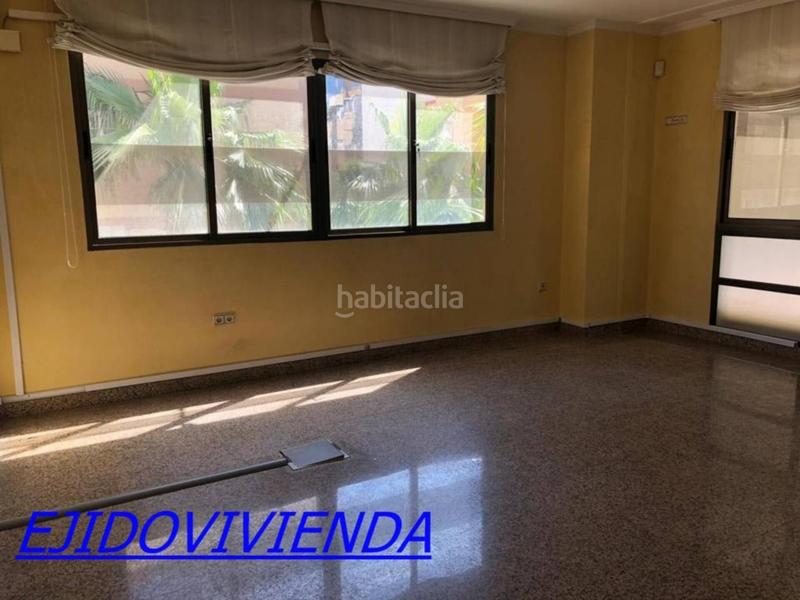 Foto a44dd797-e315-43e3-9d2d-59a220f8a59a. Büro in Ejido centro Ejido (El)