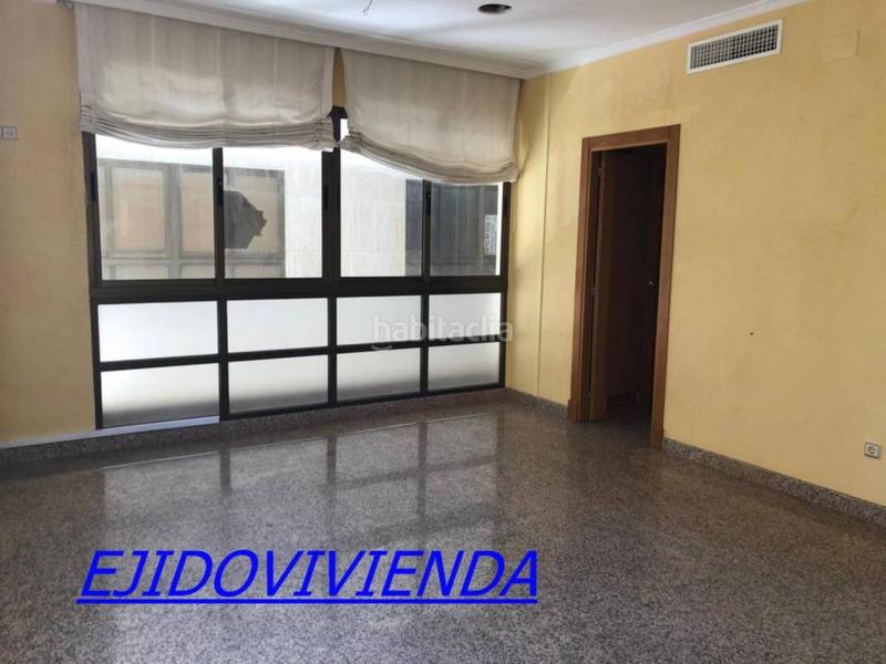 Foto b3b8b06e-828b-4a1b-b496-d44dda983fb3. Büro in Ejido centro Ejido (El)