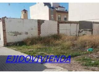 Residential Plot in Santa María del Águila. Solar en venta en centro